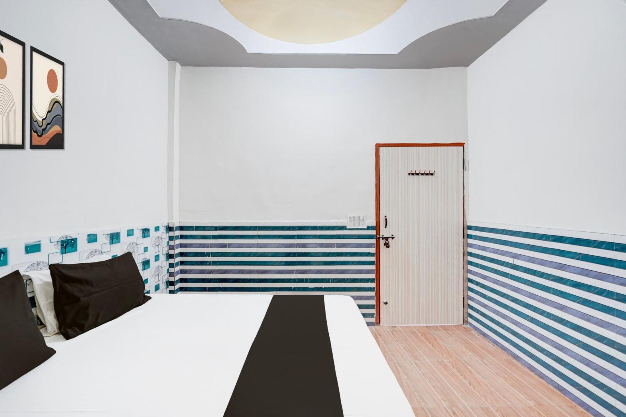 נוידה Hotel O Golden Bird מראה חיצוני תמונה