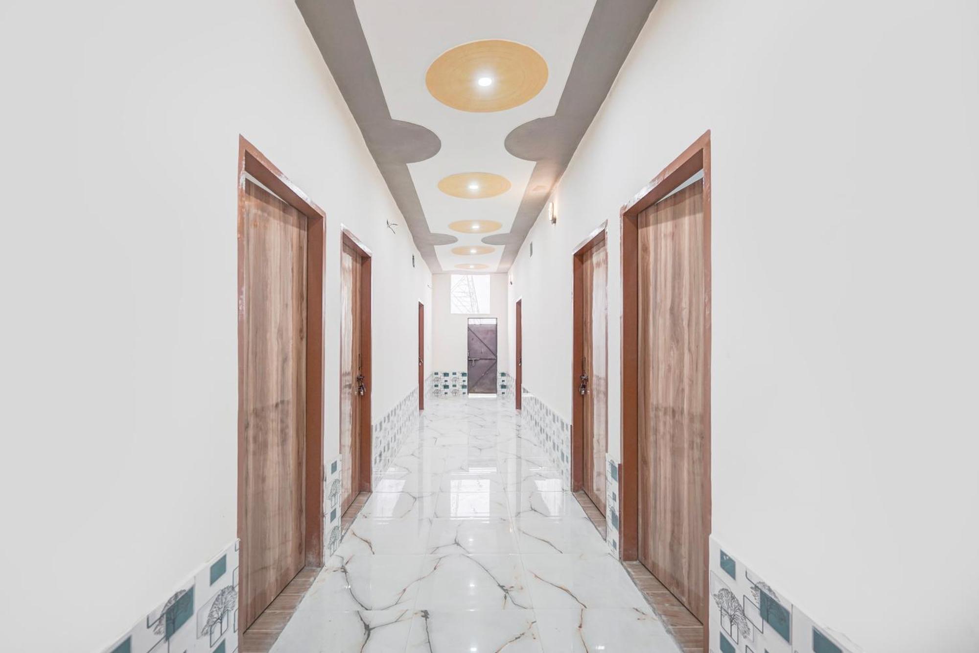 נוידה Hotel O Golden Bird מראה חיצוני תמונה
